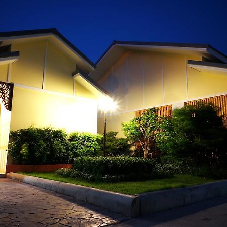 Hotel Roses Huahin Zewnętrze zdjęcie